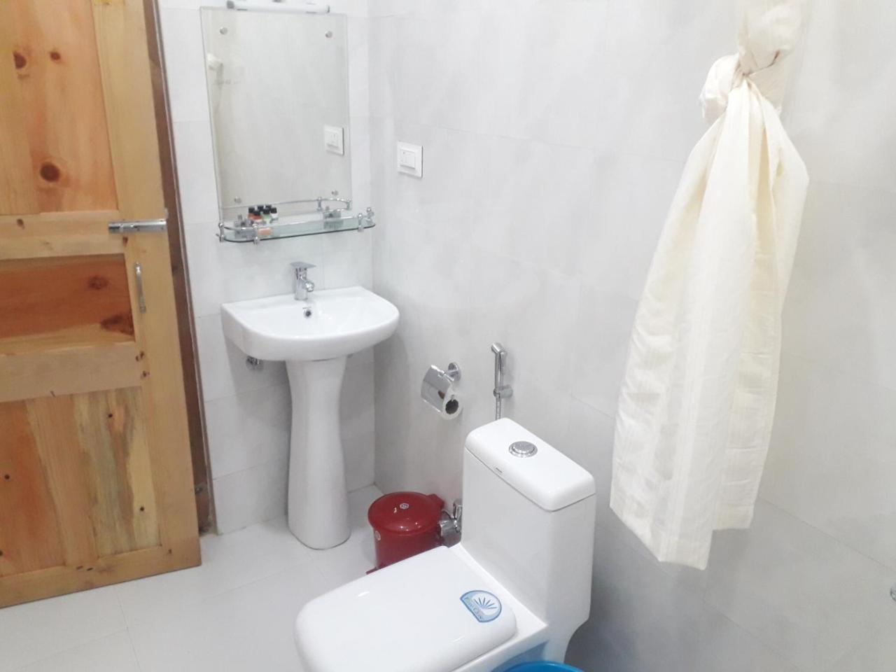Odiyana Hotel Gangtey Gonpa Eksteriør bilde
